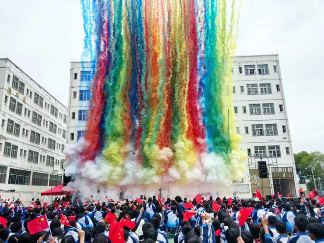 五四” 运动106周年校园文化艺术节pg模拟器试玩威宁三中举办纪念 “